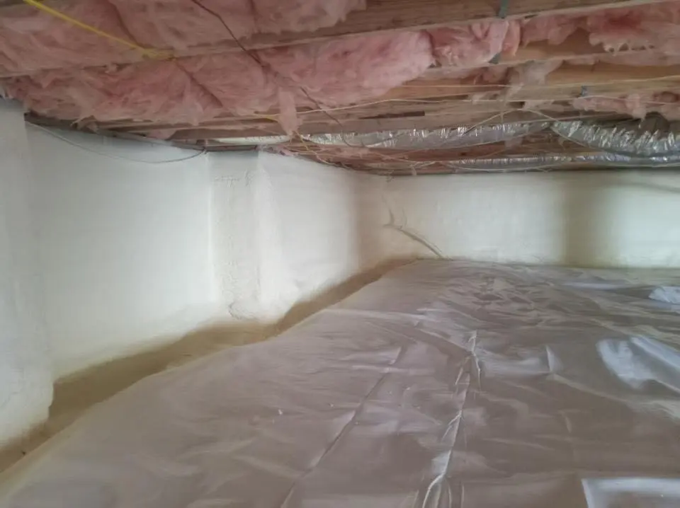 Crawl space encapsulation with closed-cell spray foam for Roof Maintenance in EspaÃ±ola